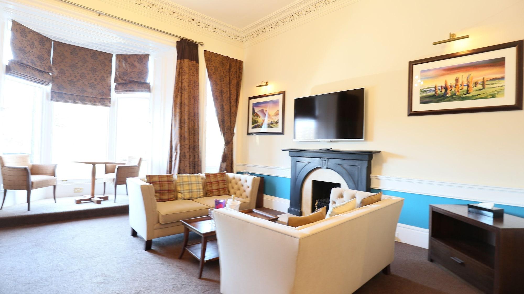 Columba Hotel Inverness By Compass Hospitality Екстериор снимка