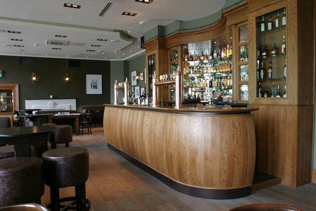 Columba Hotel Inverness By Compass Hospitality Екстериор снимка