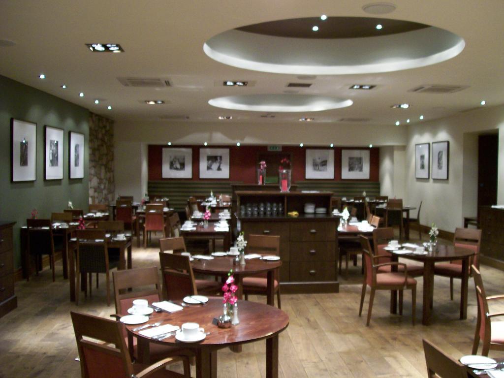 Columba Hotel Inverness By Compass Hospitality Екстериор снимка